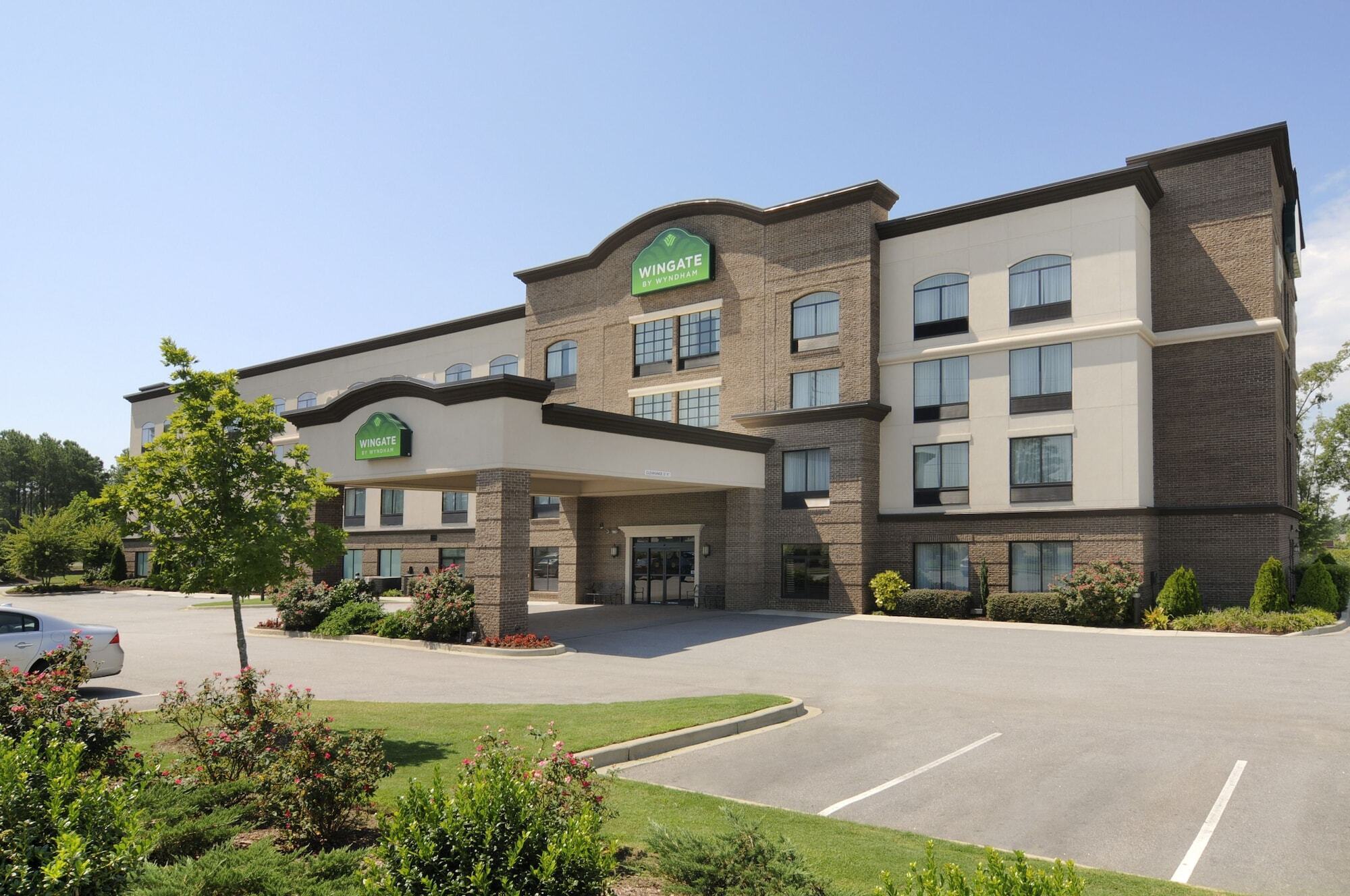 Wingate By Wyndham Columbia/Lexington Hotel Exterior photo